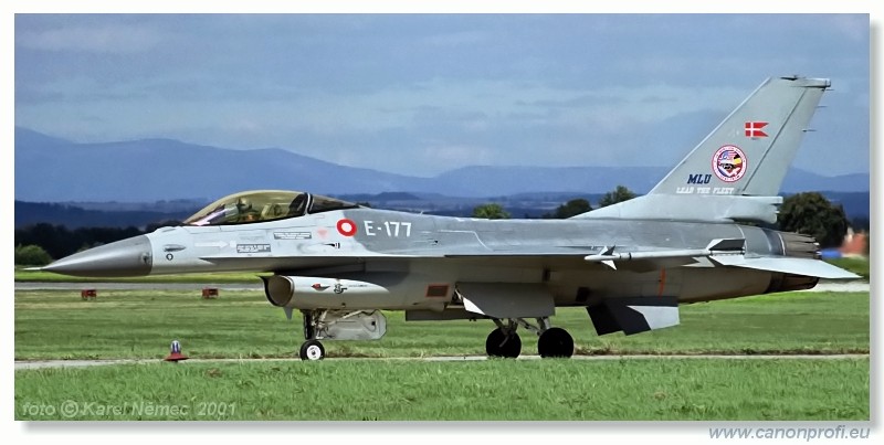 CIAF Hradec Krlov 2001